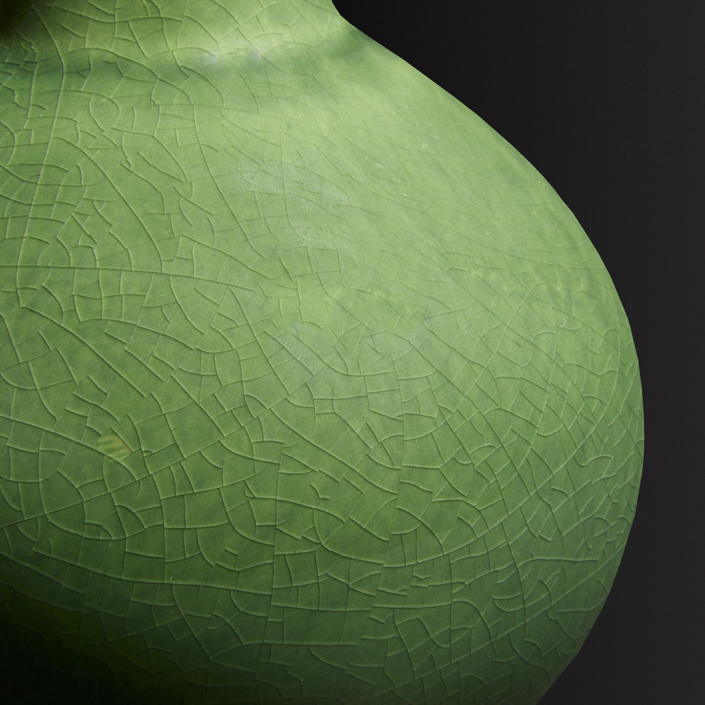 Ellie table lamp in emerald glaze