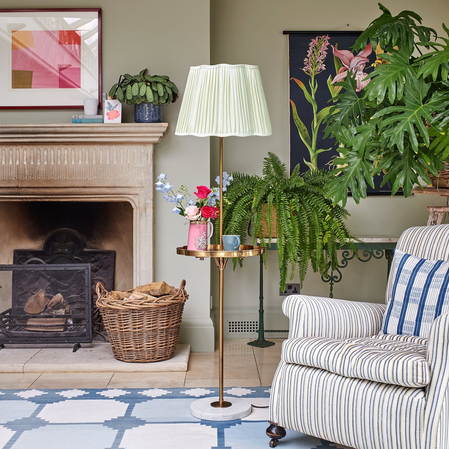 Darcy standing lamp with brass tray