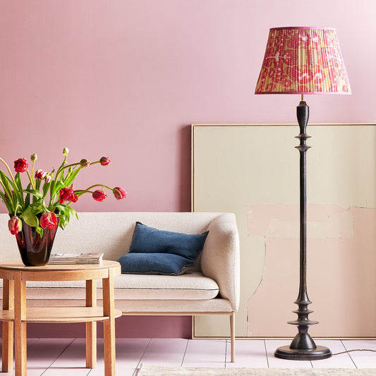 Moonshine floor lamp in silvery black