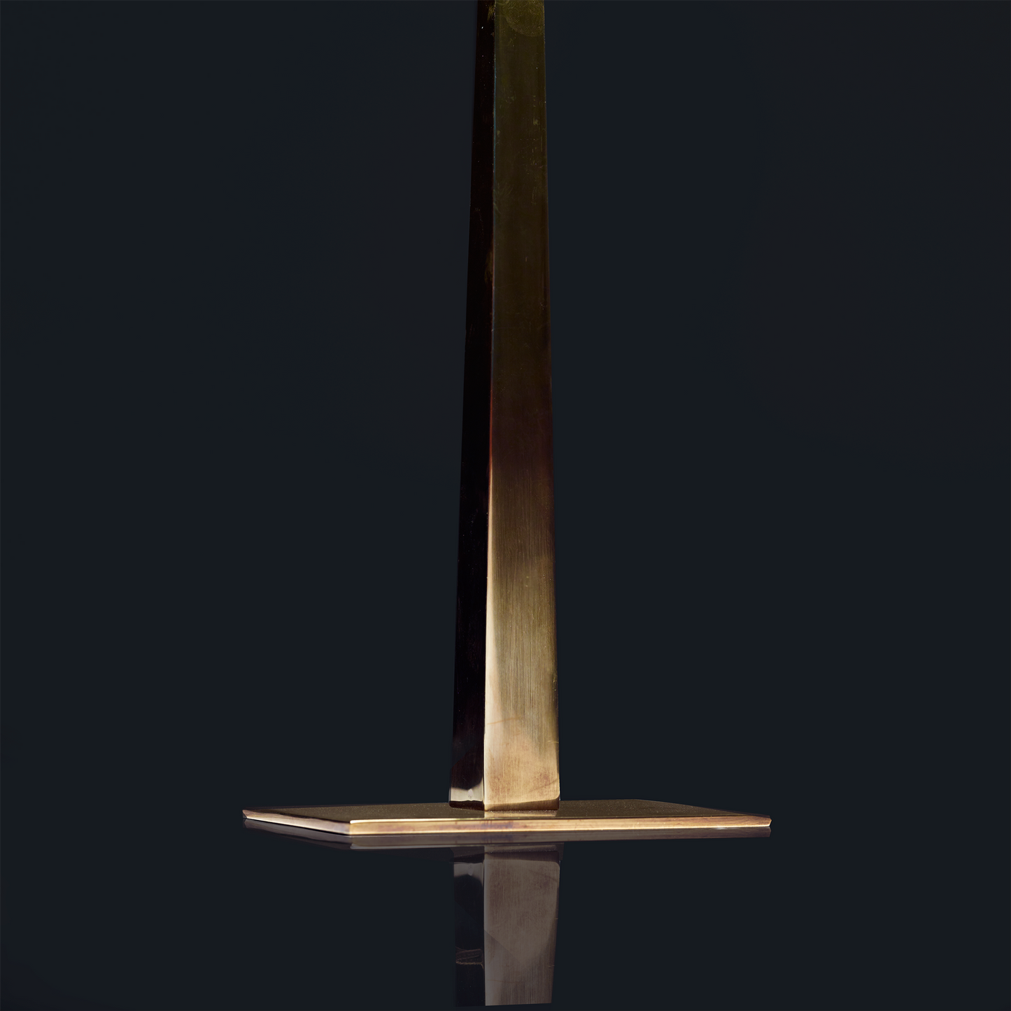 Larger Trafalgar table lamp in antique brass