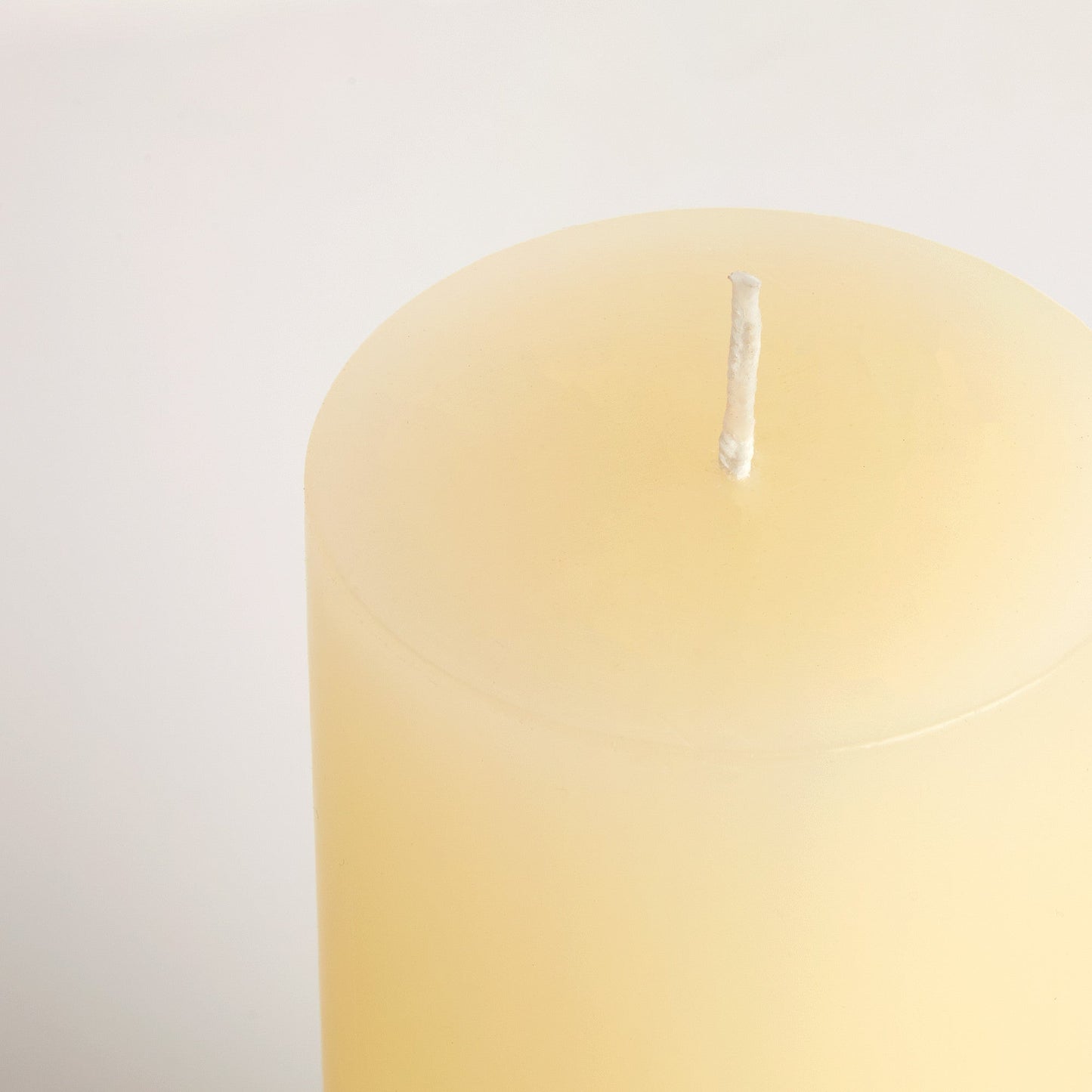 Regular Stormy Pillar Candle in Ivory