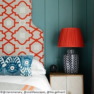 Gingembre Table Lamp in blue and white ceramic