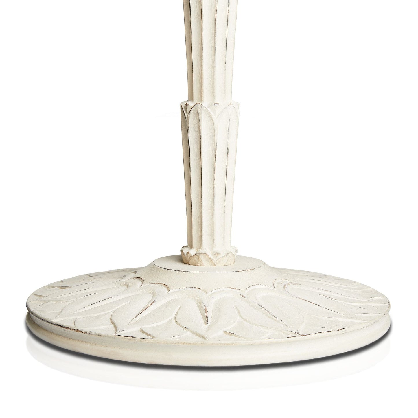 Lisa floor lamp in white
