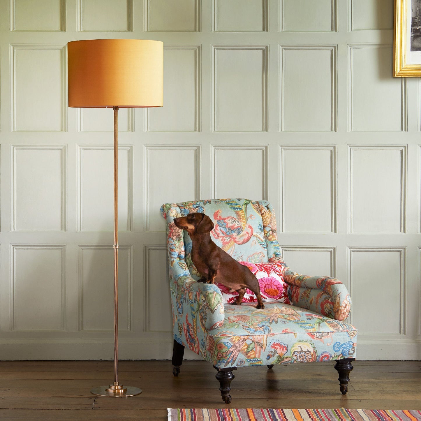 Wrappling standing lamp in antique brass