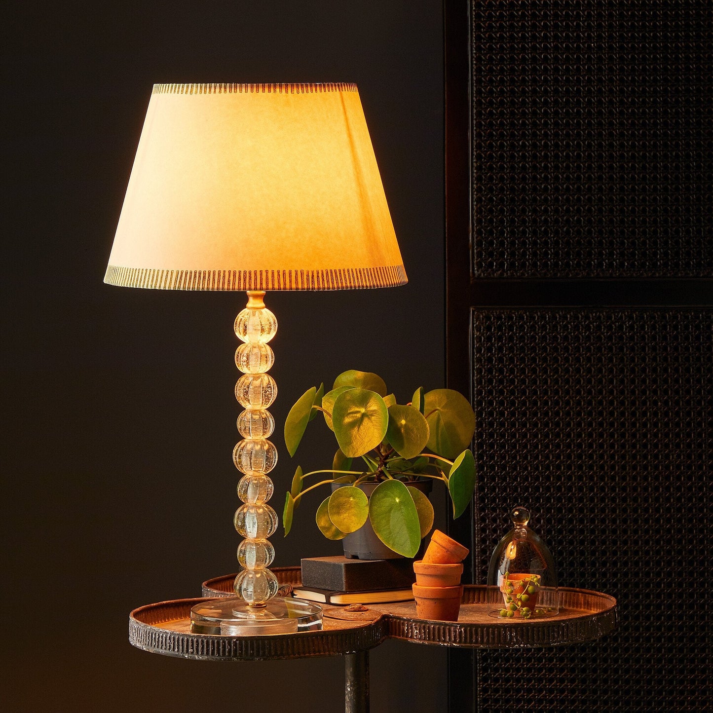 Bonbon table lamp in clear glass