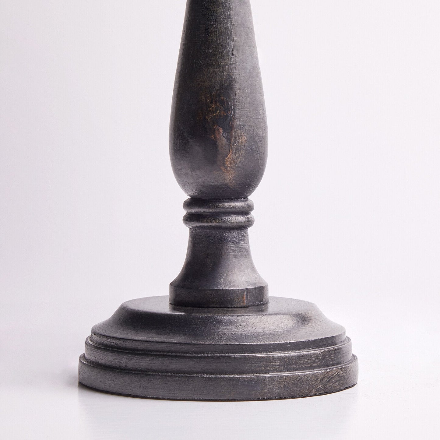 Daisy table lamp in ebony