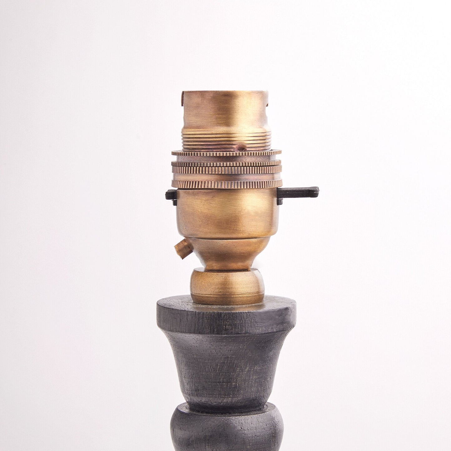 Daisy table lamp in ebony